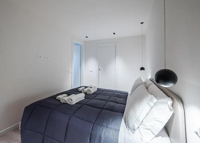 Vittoria Luxury E Design In Duomo