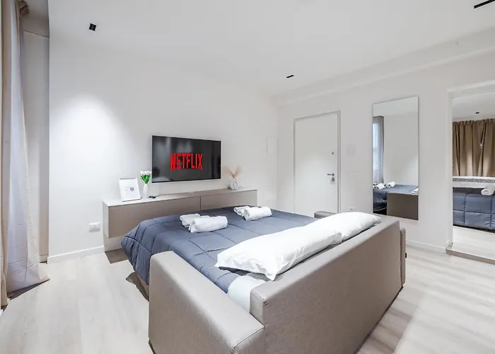 Vittoria Luxury E Design In Duomo Appartamento *